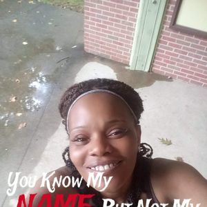 Meet your Posher, Simone